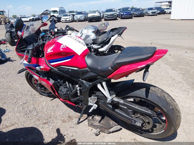 Honda CBR650 R 2024 MLHRH1553R5000775 Image 13