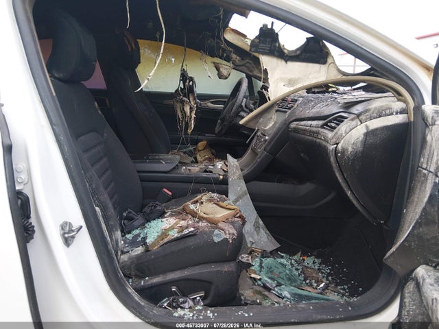 45733007 :رقم المزاد ، 3FA6P0HD9HR413128 vin ، 2017 Ford Fusion Se مزاد بيع