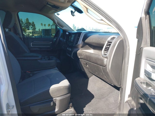 2019 Ram 2500 Big Horn  4x4 6'4 Box მანქანა იყიდება აუქციონზე, vin: 3C6UR5DL6KG680291, აუქციონის ნომერი: 45733010