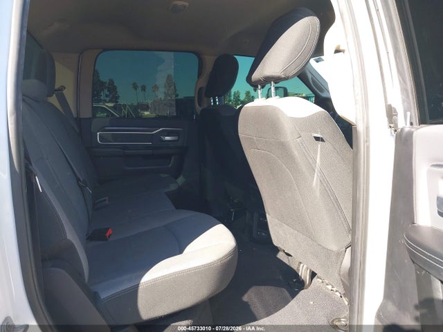 2019 Ram 2500 Big Horn  4x4 6'4 Box მანქანა იყიდება აუქციონზე, vin: 3C6UR5DL6KG680291, აუქციონის ნომერი: 45733010