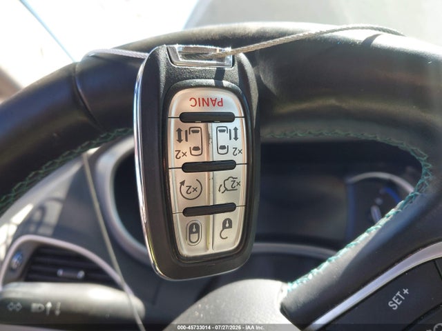 Aukcja sprzedaży 2018 Chrysler Pacifica Hybrid Touring L, vin: 2C4RC1L74JR253018, numer aukcji: 45733014
