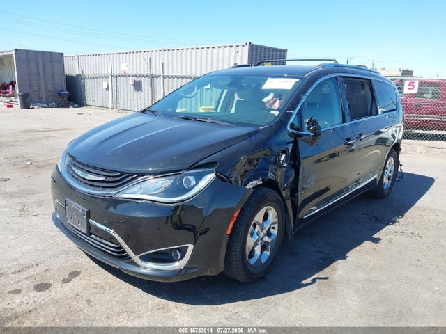 Aukcja sprzedaży 2018 Chrysler Pacifica Hybrid Touring L, vin: 2C4RC1L74JR253018, numer aukcji: 45733014