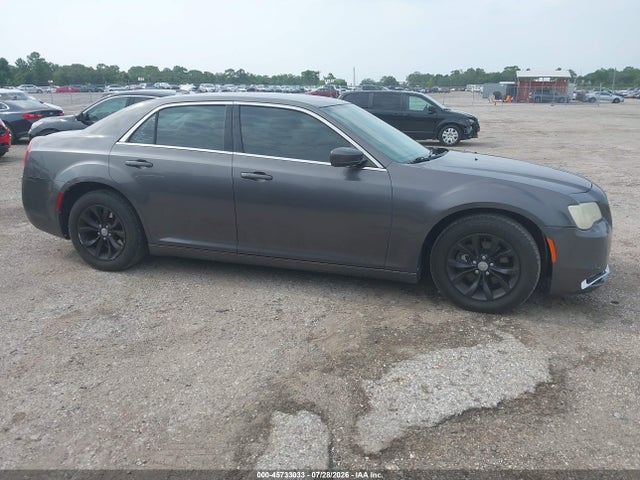 Aukcja sprzedaży 2015 Chrysler 300 Limited, vin: 2C3CCAAG0FH853545, numer aukcji: 45733033