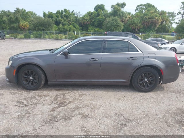Aukcja sprzedaży 2015 Chrysler 300 Limited, vin: 2C3CCAAG0FH853545, numer aukcji: 45733033