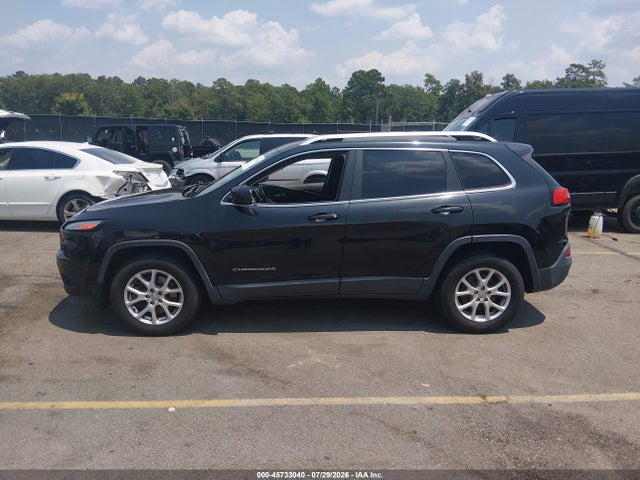 Продажа на аукционе авто 2015 Jeep Cherokee Latitude, vin: 1C4PJMCB2FW569289, номер лота: 45733040