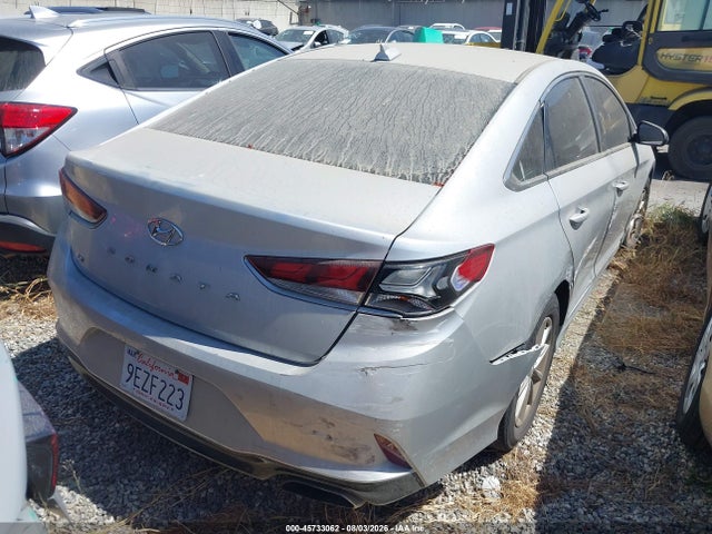 Hyundai SONATA SE 2018 5NPE24AF5JH680945 Image 4
