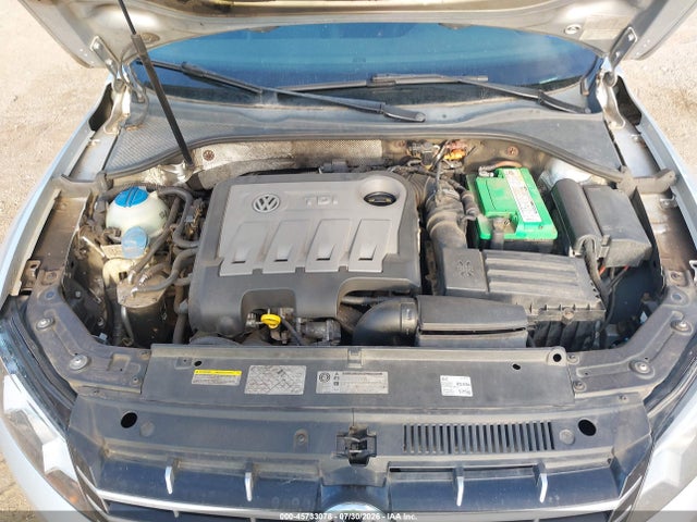 45733078 :رقم المزاد ، 1VWCN7A39EC058241 vin ، 2014 Volkswagen Passat 2.0l Tdi Sel Premium مزاد بيع