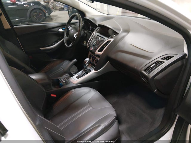 Ford FOCUS SE 2014 1FADP3F20EL373865 Image 5