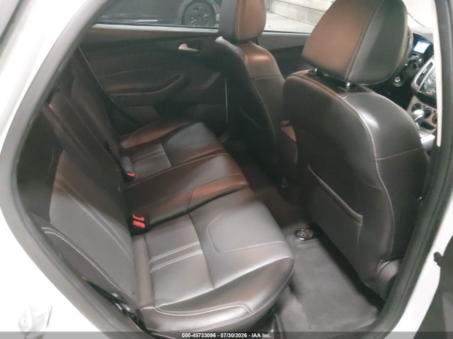Ford FOCUS SE 2014 1FADP3F20EL373865 Image 8