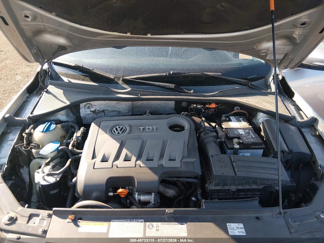 2013 Volkswagen Passat 2.0l Tdi Sel Premium მანქანა იყიდება აუქციონზე, vin: 1VWCN7A31DC078871, აუქციონის ნომერი: 45733115