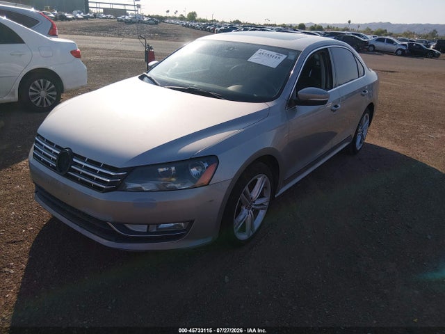 2013 Volkswagen Passat 2.0l Tdi Sel Premium მანქანა იყიდება აუქციონზე, vin: 1VWCN7A31DC078871, აუქციონის ნომერი: 45733115
