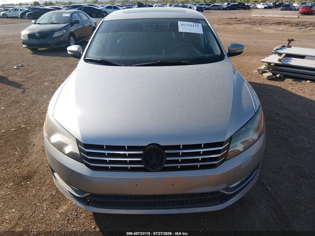 2013 Volkswagen Passat 2.0l Tdi Sel Premium მანქანა იყიდება აუქციონზე, vin: 1VWCN7A31DC078871, აუქციონის ნომერი: 45733115
