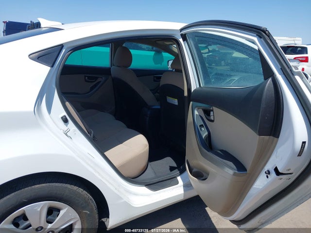5NPDH4AE5GH760434 Hyundai ELANTRA SE