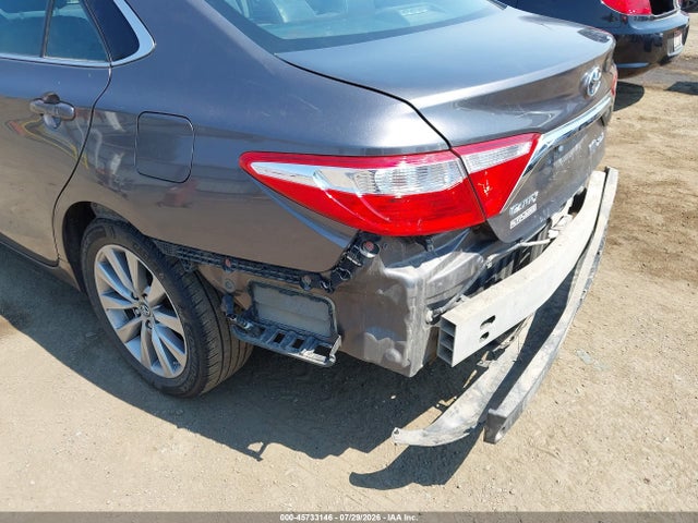 4T1BD1FK6GU181115 Toyota Camry Hybrid Xle
