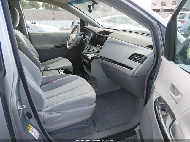 Продажа на аукционе авто 2011 Toyota Sienna Le V6, vin: 5TDKK3DC8BS121478, номер лота: 45733161