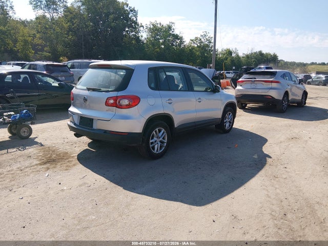 Auction sale of the 2011 Volkswagen Tiguan S, vin: WVGBV7AX5BW555231, lot number: 45733210
