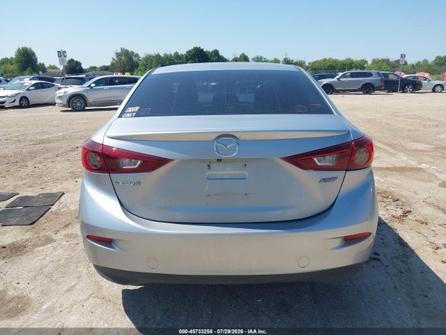 45733258 :رقم المزاد ، 3MZBN1V33JM181271 vin ، 2018 Mazda Mazda3 Touring مزاد بيع