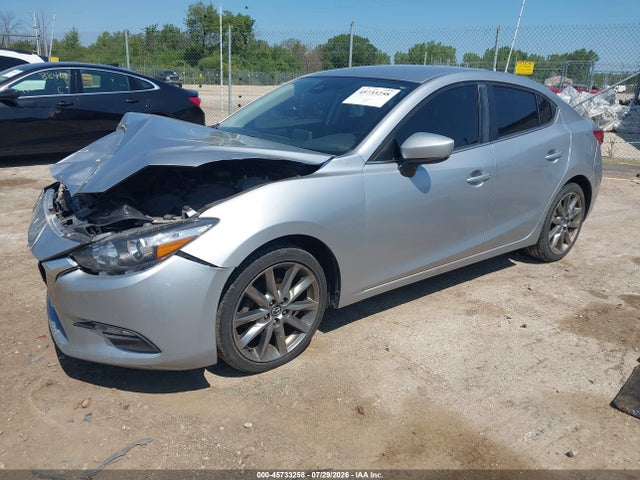 45733258 :رقم المزاد ، 3MZBN1V33JM181271 vin ، 2018 Mazda Mazda3 Touring مزاد بيع