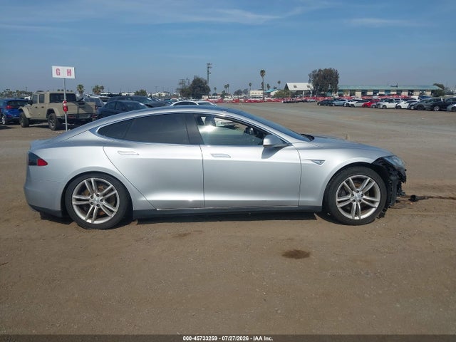 Продаж на аукціоні авто 2016 Tesla Model S 60d/70d/75d/85d/90d, vin: 5YJSA1E21GF128152, номер лоту: 45733259