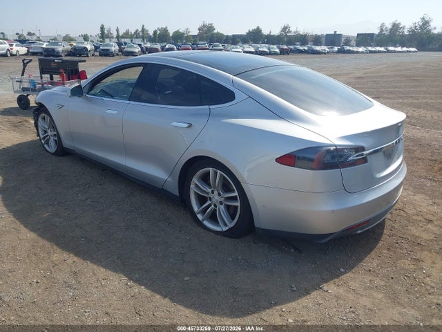 Продаж на аукціоні авто 2016 Tesla Model S 60d/70d/75d/85d/90d, vin: 5YJSA1E21GF128152, номер лоту: 45733259