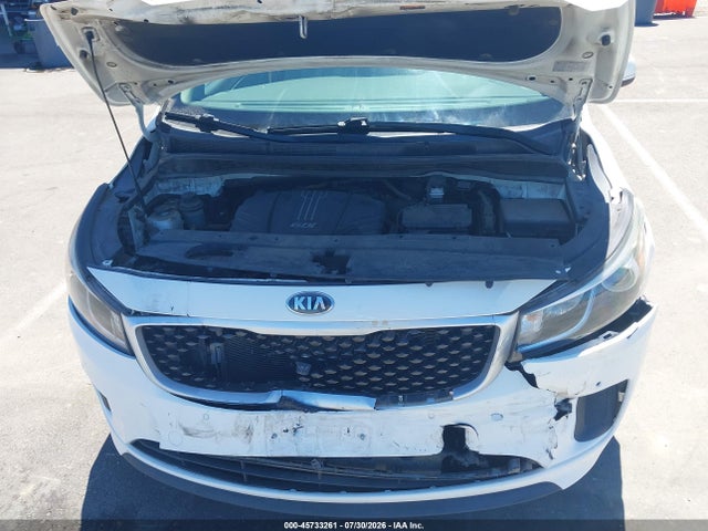 KIA SEDONA LX 2017 KNDMB5C14H6339186 Image 10