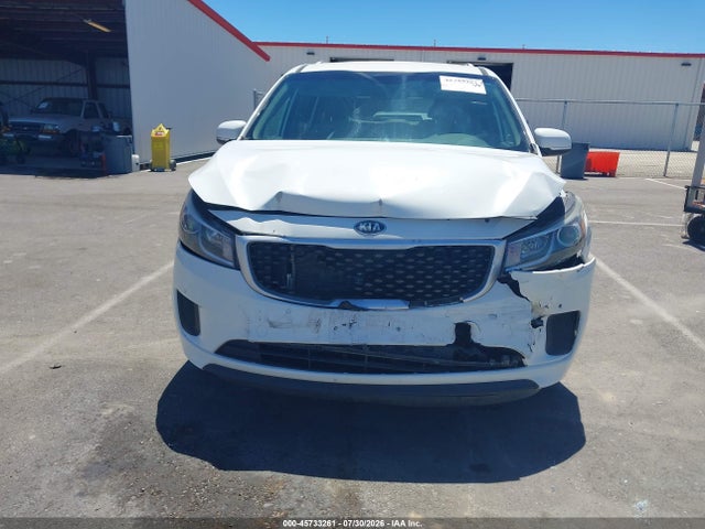 KIA SEDONA LX 2017 KNDMB5C14H6339186 Image 12
