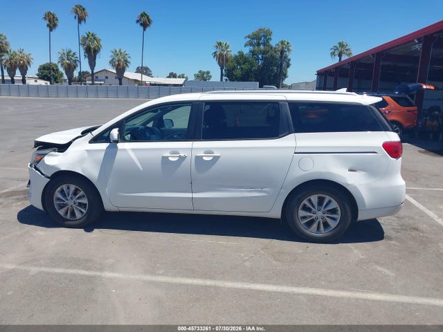 KIA SEDONA LX 2017 KNDMB5C14H6339186 Image 14