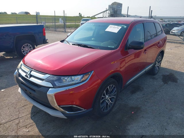 Продаж на аукціоні авто 2018 Mitsubishi Outlander Es, vin: JA4AD2A30JZ032838, номер лоту: 45733376