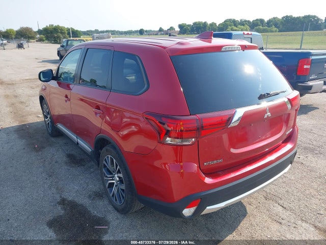 Продаж на аукціоні авто 2018 Mitsubishi Outlander Es, vin: JA4AD2A30JZ032838, номер лоту: 45733376