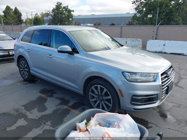 2017 WA1LAAF79HD001439 main image