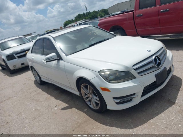 Продажа на аукционе авто 2013 Mercedes-benz C 250 Sport, vin: WDDGF4HB0DA864322, номер лота: 45733398