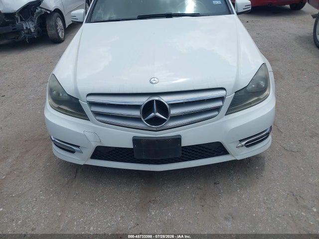 Продажа на аукционе авто 2013 Mercedes-benz C 250 Sport, vin: WDDGF4HB0DA864322, номер лота: 45733398