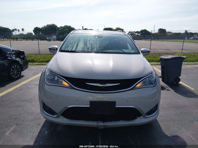 Продаж на аукціоні авто 2017 Chrysler Pacifica Limited, vin: 2C4RC1GGXHR584030, номер лоту: 45733405