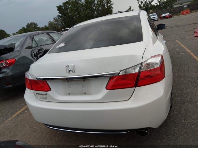 Продажа на аукционе авто 2015 Honda Accord Lx, vin: 1HGCR2F30FA115590, номер лота: 45733472