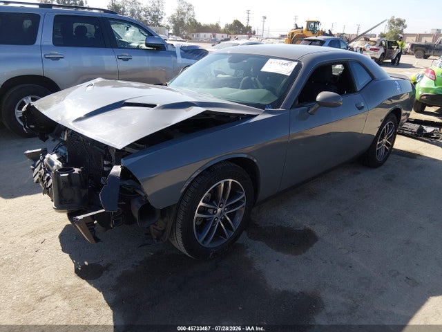 Dodge Challenger Sxt Awd 2019 2C3CDZGG3KH616660 Image 2
