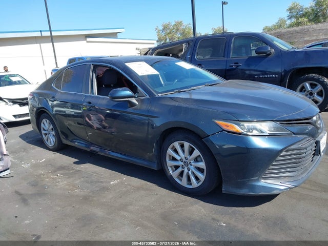 Toyota CAMRY LE 2018 4T1B11HK7JU507548 Image 14