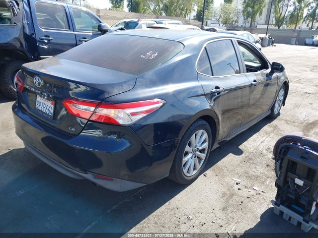 Toyota CAMRY LE 2018 4T1B11HK7JU507548 Image 4