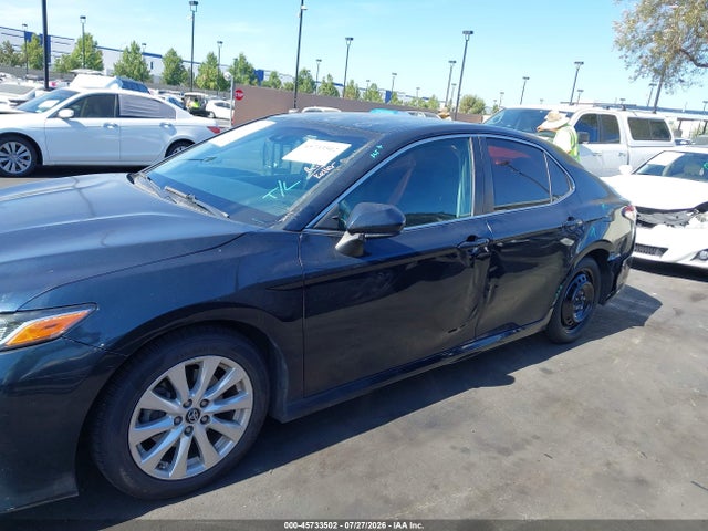 Toyota CAMRY LE 2018 4T1B11HK7JU507548 Image 6