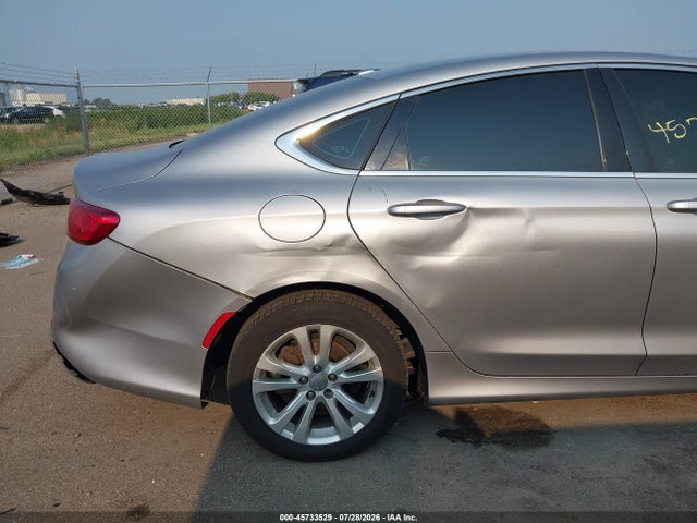 2015 Chrysler 200 Limited მანქანა იყიდება აუქციონზე, vin: 1C3CCCAB7FN617305, აუქციონის ნომერი: 45733529