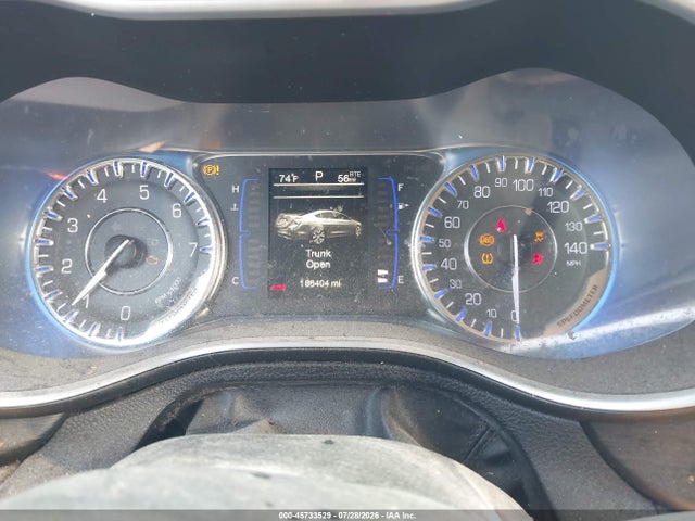 2015 Chrysler 200 Limited მანქანა იყიდება აუქციონზე, vin: 1C3CCCAB7FN617305, აუქციონის ნომერი: 45733529