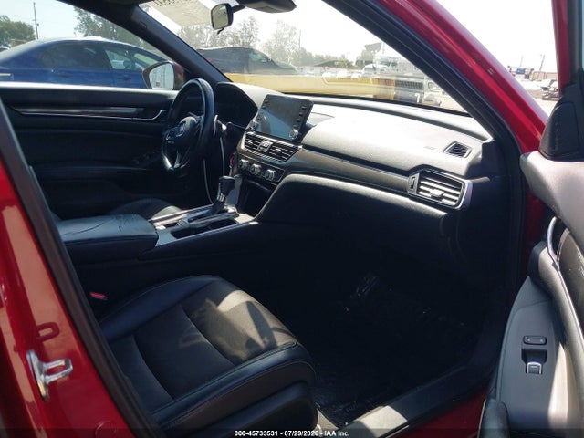 45733531 :رقم المزاد ، 1HGCV1F31JA043409 vin ، 2018 Honda Accord Sport مزاد بيع