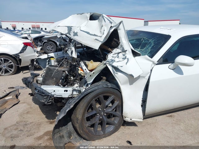 45733545 :رقم المزاد ، 2C3CDZAGXMH555822 vin ، 2021 Dodge Challenger Sxt مزاد بيع