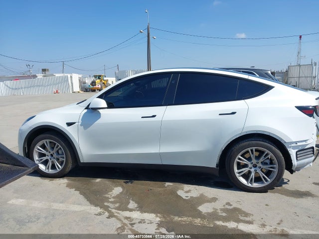 7SAYGDED9RF083429 Tesla Model Y Long Range Single Motor Rear-wheel Drive/rwd