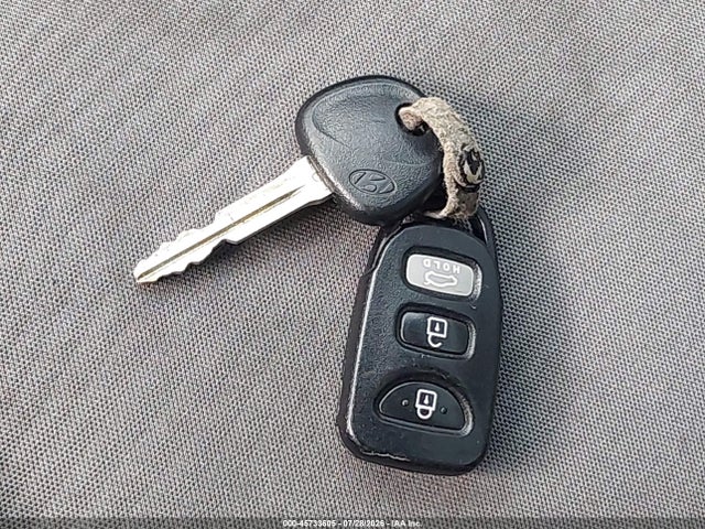 Продажа на аукционе авто 2013 Hyundai Elantra Gls, vin: KMHDH4AEXDU648984, номер лота: 45733605