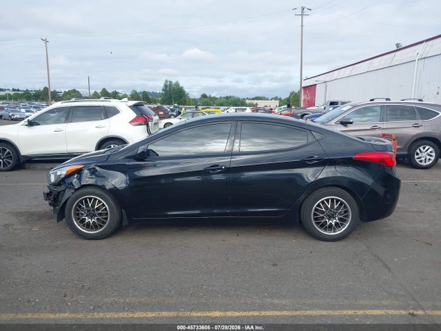 Продажа на аукционе авто 2013 Hyundai Elantra Gls, vin: KMHDH4AEXDU648984, номер лота: 45733605