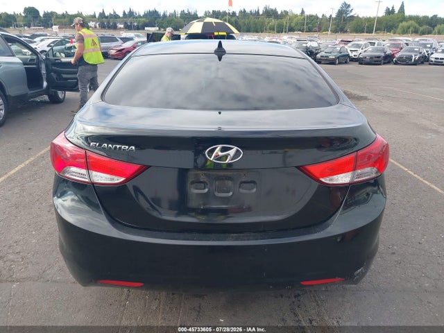 Продажа на аукционе авто 2013 Hyundai Elantra Gls, vin: KMHDH4AEXDU648984, номер лота: 45733605