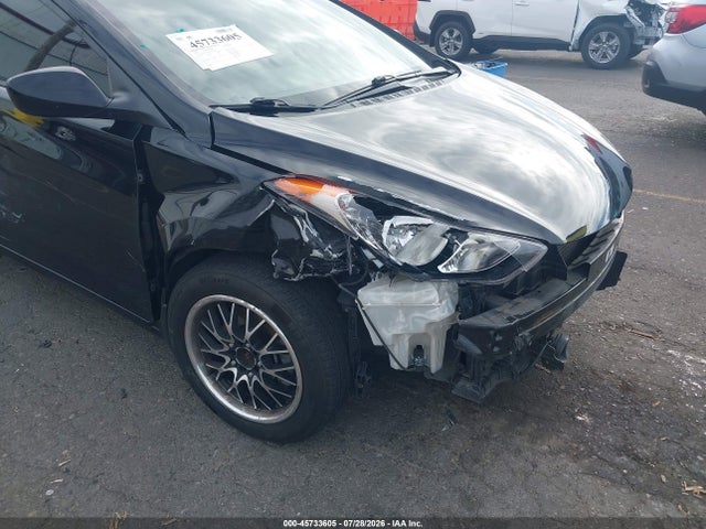 Продажа на аукционе авто 2013 Hyundai Elantra Gls, vin: KMHDH4AEXDU648984, номер лота: 45733605