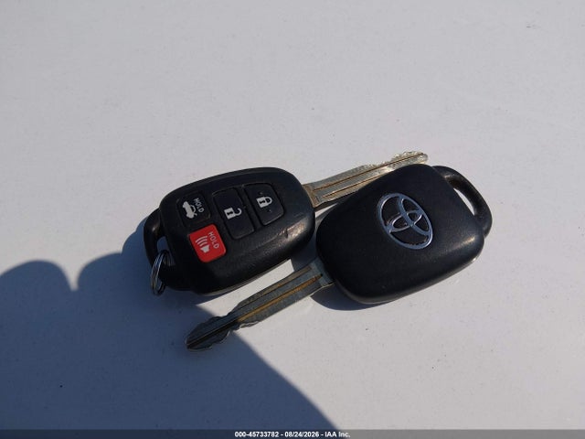 Продажа на аукционе авто 2018 Toyota Corolla Le, vin: 5YFBURHE7JP839524, номер лота: 45733782