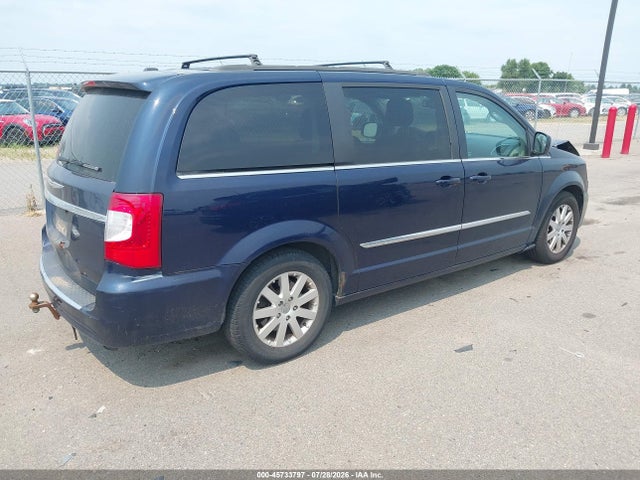 2015 Chrysler Town & Country Touring მანქანა იყიდება აუქციონზე, vin: 2C4RC1BG3FR644251, აუქციონის ნომერი: 45733797