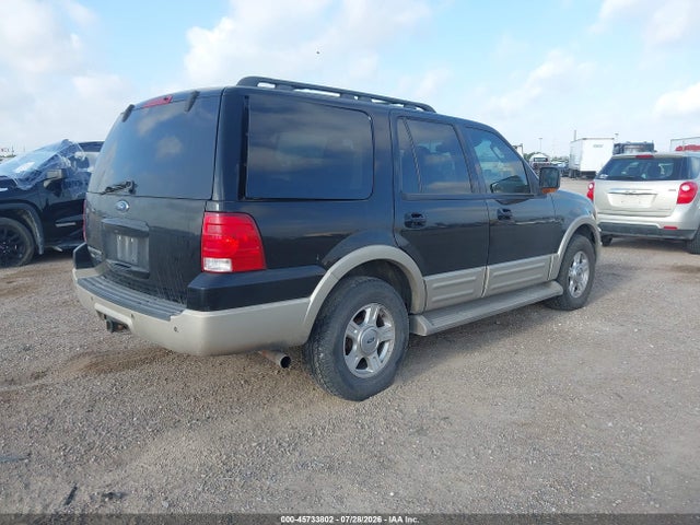 Продажа на аукционе авто 2005 Ford Expedition Eddie Bauer/king Ranch, vin: 1FMFU17595LA63900, номер лота: 45733802
